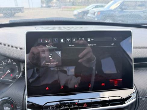 New 2026 Jeep Compass Latitude image 13