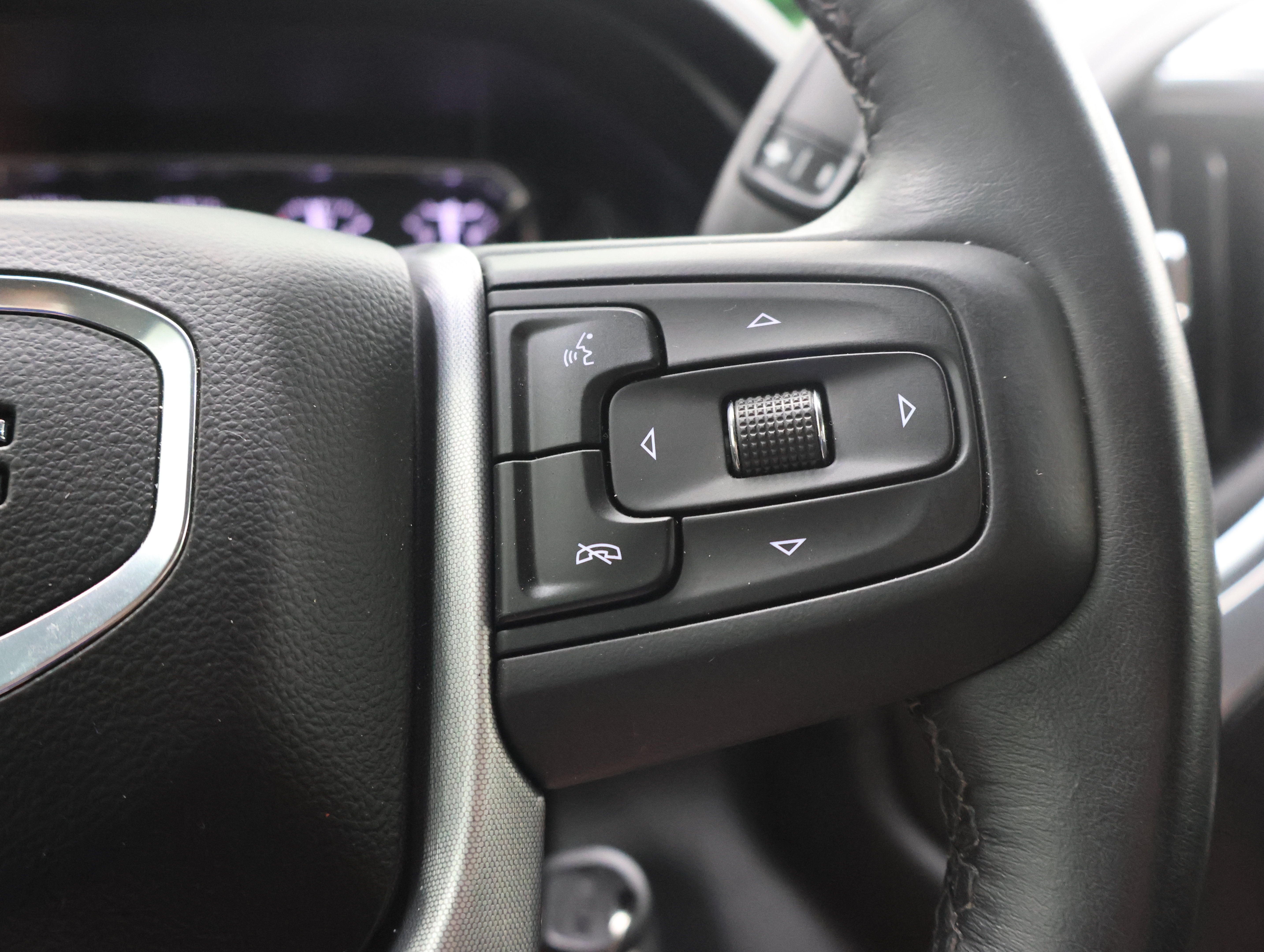 Used 2023 GMC Sierra 2500 SLE AWD/4WD image 14