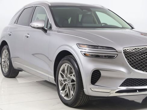 Used 2023 Genesis GV70 2.5T w/ Select Package AWD/4WD image 45