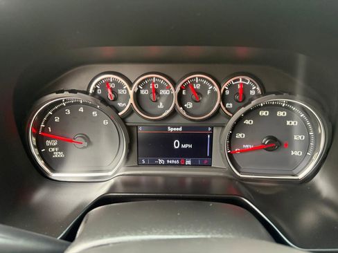 Used 2021 Chevrolet Tahoe LT w/ LT Signature Package image 17