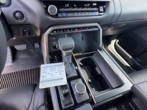 New 2026 Toyota Tundra Platinum AWD/4WD image 19