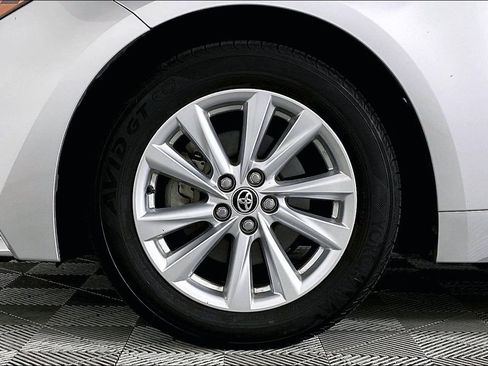 Used 2024 Toyota Corolla LE FWD image 8