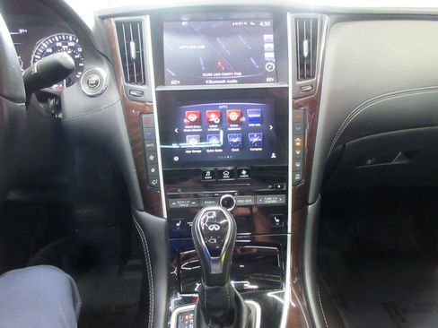 Used 2019 INFINITI Q50 Luxe w/ Essential Package (3.0T Luxe) AWD/4WD image 36