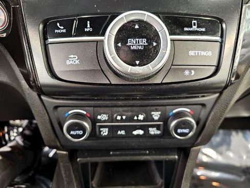 Used 2022 Acura ILX image 19