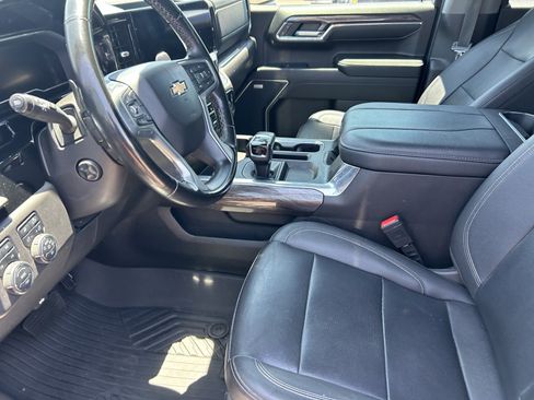 Used 2023 Chevrolet Silverado 1500 LTZ w/ Technology Package AWD/4WD image 8