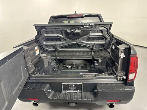 Used 2023 Honda Ridgeline Black Edition image 35