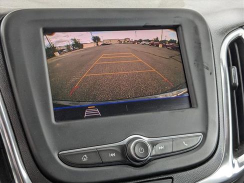 Used 2020 Chevrolet Equinox LT FWD image 12