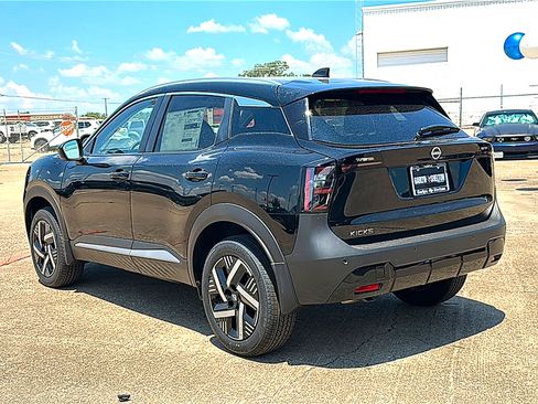 New 2026 Nissan Kicks SV w/ Interior Electronics Package FWD image 6