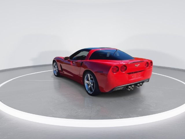 Used 2007 Chevrolet Corvette Coupe w/ Preferred Equipment Group RWD image 9