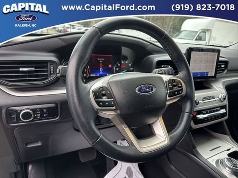 Certified 2023 Ford Explorer XLT image 23