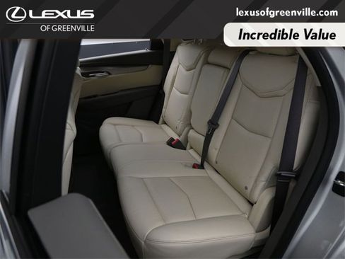 Used 2017 Cadillac XT5 Luxury w/ Driver Awareness Package image 29