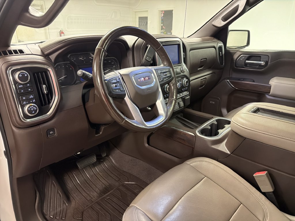 Used 2019 GMC Sierra 1500 SLT w/ SLT Premium Plus Package AWD/4WD image 27