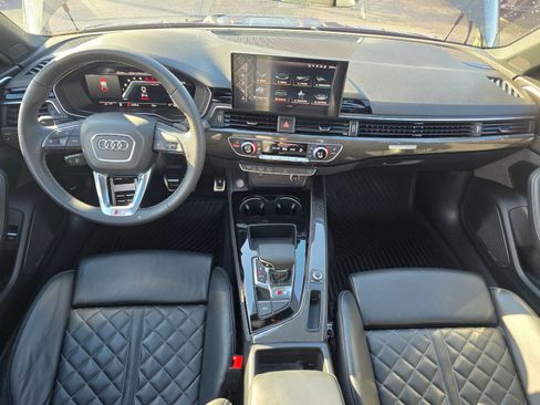 Used 2023 Audi S4 Premium Plus w/ Premium Plus Package image 18