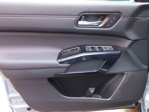 New 2026 Nissan Pathfinder Platinum image 19