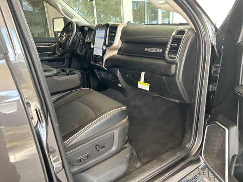Used 2024 RAM 2500 Laramie w/ Safety Group AWD/4WD image 28