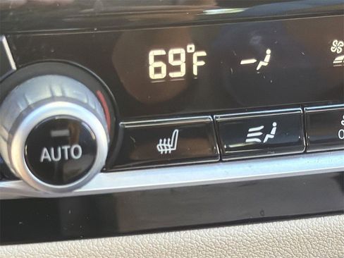 Used 2019 BMW X3 M40i w/ Premium Package image 18