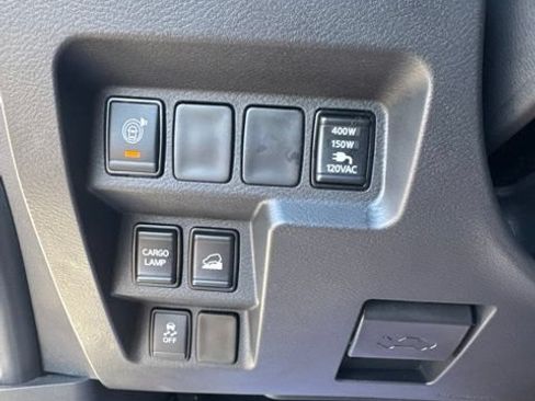 Certified 2025 Nissan Frontier SV w/ SV Convenience Package AWD/4WD image 36