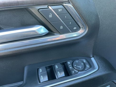 Used 2024 Chevrolet Silverado 3500 LTZ w/ LTZ Plus Package image 8