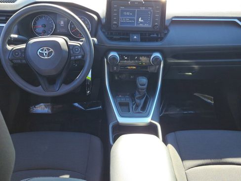 Used 2019 Toyota RAV4 LE image 20
