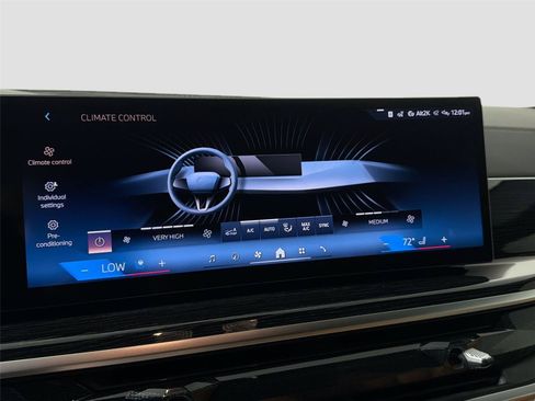 New 2026 BMW X5 xDrive40i w/ M Sport Package AWD/4WD image 14