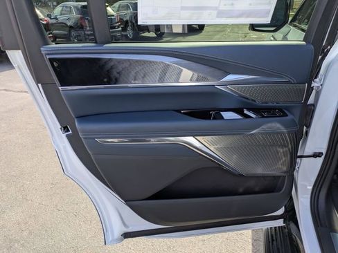 New 2025 Cadillac Escalade IQ Luxury 2 image 28