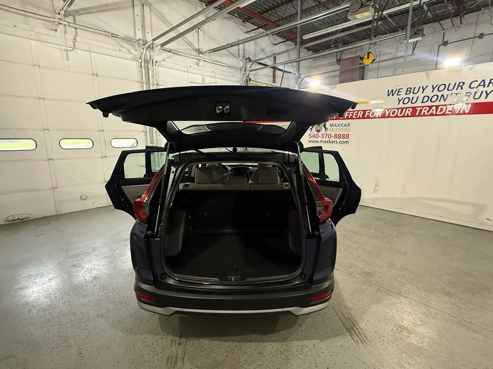 Used 2020 Honda CR-V LX image 12