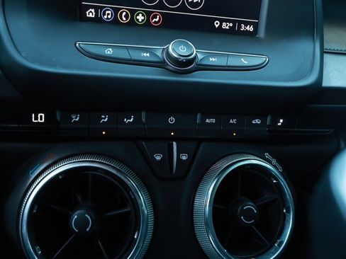 Used 2021 Chevrolet Camaro LS RWD image 17