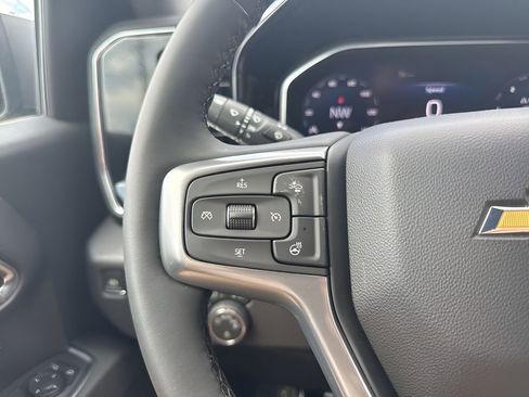 Used 2026 Chevrolet Silverado 1500 LT AWD/4WD image 14