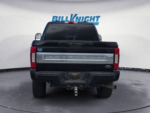 Used 2022 Ford F250 Platinum w/ FX4 Off-Road Package image 4