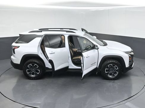Used 2026 Chevrolet Equinox ACTIV w/ Convenience Package III FWD image 58