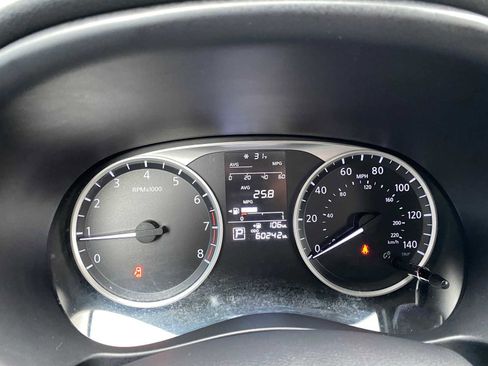 Used 2024 Nissan Kicks S image 17