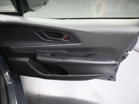 Certified 2024 Toyota Prius LE AWD/4WD image 31