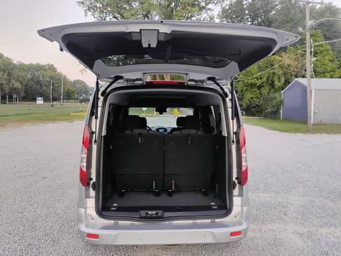 Used 2016 Ford Transit Connect XLT image 23