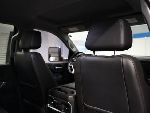 Used 2020 Chevrolet Silverado 3500 LTZ w/ LTZ Plus Package image 17