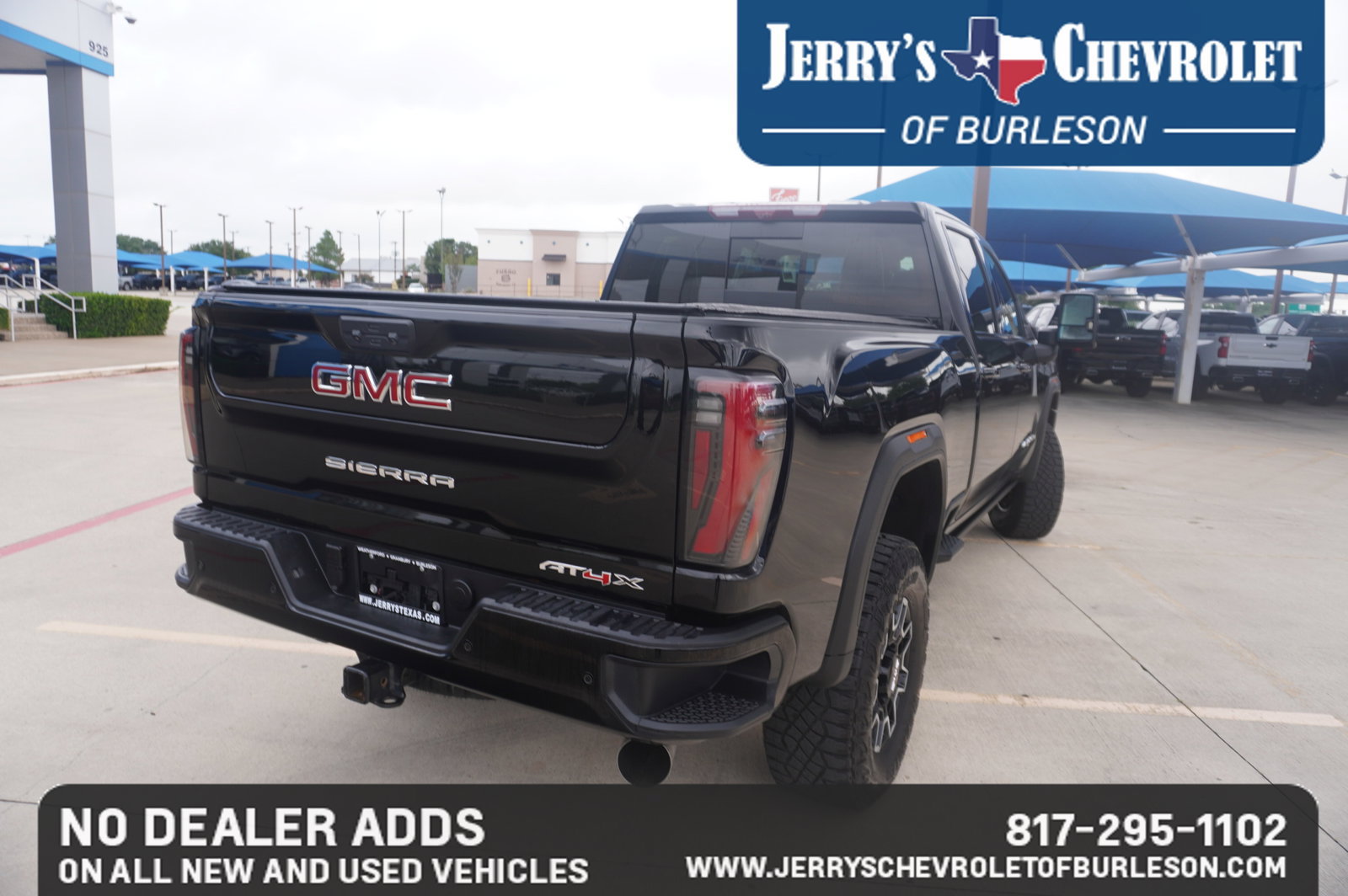 Used 2026 GMC Sierra 2500 AT4X AWD/4WD image 5