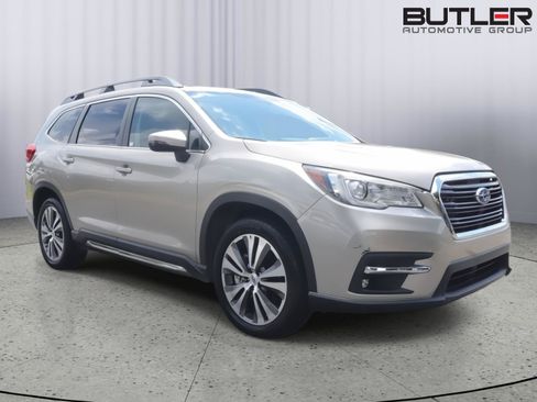 Used 2019 Subaru Ascent Limited w/ Popular Package #3 AWD/4WD image 8