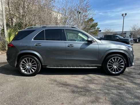 Used 2022 Mercedes-Benz GLE 350 4MATIC w/ AMG Line Exterior image 11
