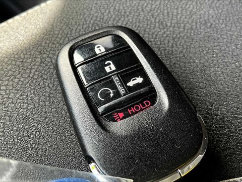 Used 2018 Honda CR-V EX image 14