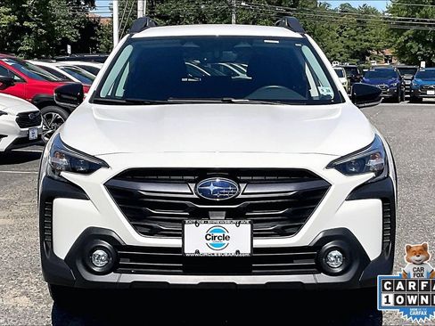 Certified 2024 Subaru Outback Premium w/ Popular Package #1A AWD/4WD image 3