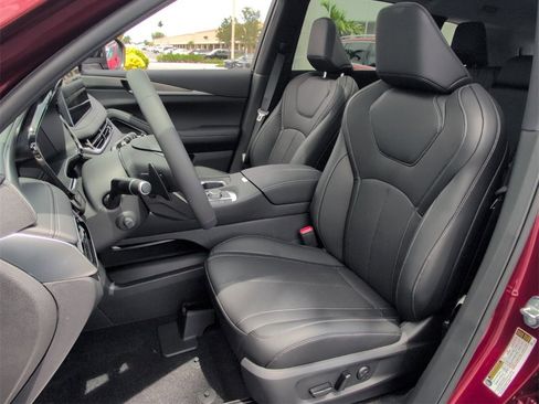 New 2026 INFINITI QX60 Luxe w/ Cargo Package image 5