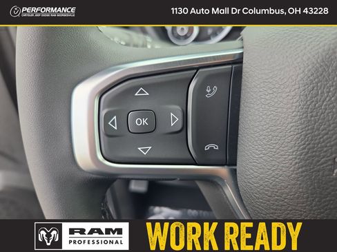 New 2026 RAM 2500 Big Horn AWD/4WD image 32