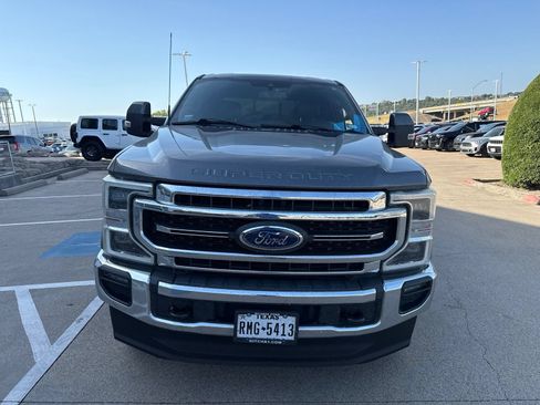Used 2022 Ford F250 Lariat w/ Lariat Ultimate Package AWD/4WD image 2