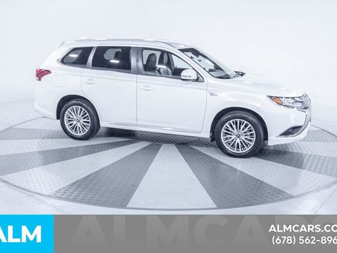 Used 2022 Mitsubishi Outlander SEL image 14