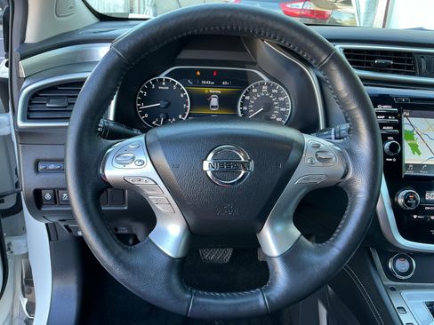 Used 2018 Nissan Murano SL w/ Moonroof Package image 9