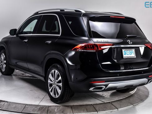 Used 2022 Mercedes-Benz GLE 350 4MATIC w/ Premium Package image 4