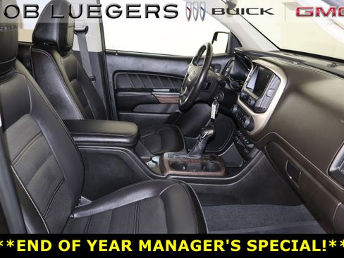 Certified 2022 GMC Canyon Denali w/ Denali Black Edition Package image 21