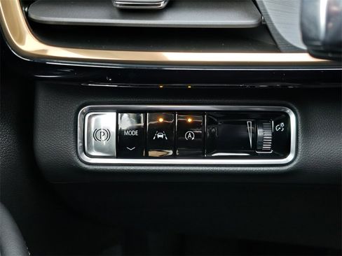 New 2026 Buick Envision Avenir image 17