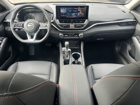 New 2025 Nissan Altima 2.5 SR w/ SR Premium Package image 19