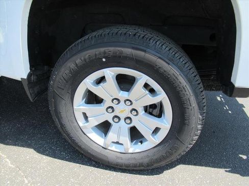 Used 2021 Chevrolet Colorado LT RWD image 8