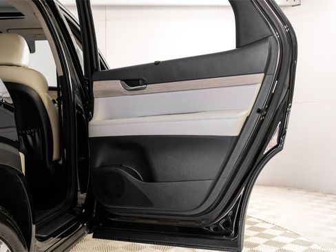 Used 2021 Hyundai Palisade SEL w/ Premium Package image 44